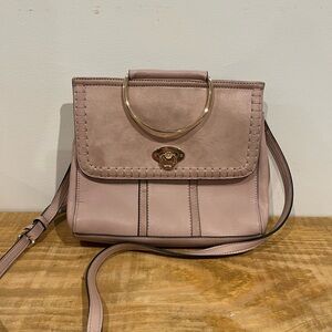 Unbranded Blush pink suede and leather crossbody bag purse w/ kiss lock like new
